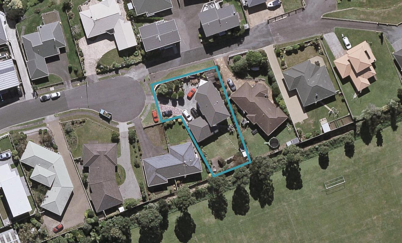 14 Chatswood Grove, Fitzroy, New Plymouth - Carousel 1