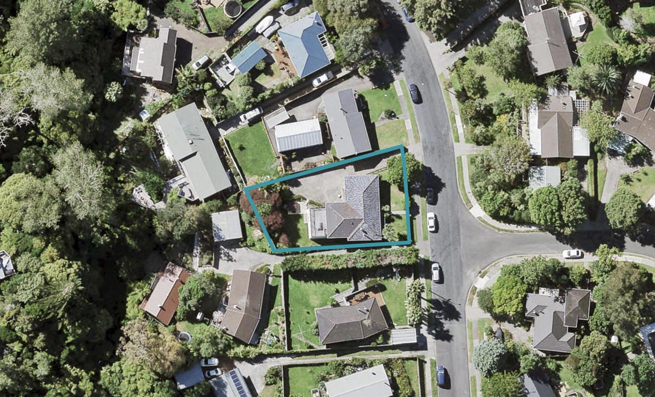 42 Robbies Road, Shelly Park, Auckland - Carousel 1