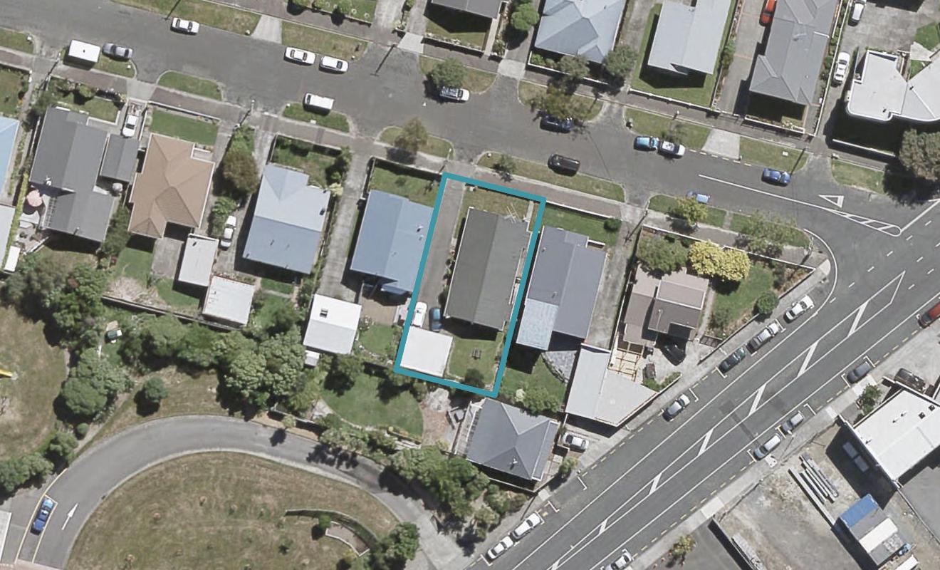 2/44 Hume Street, Alicetown, Lower Hutt - Carousel 1
