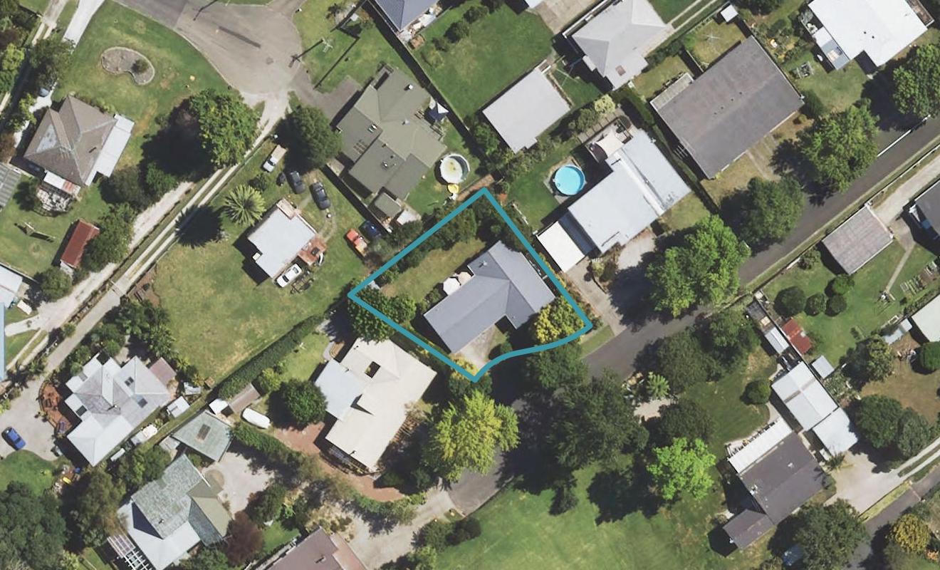 10 Ash Street, Mangapapa, Gisborne - Carousel 1