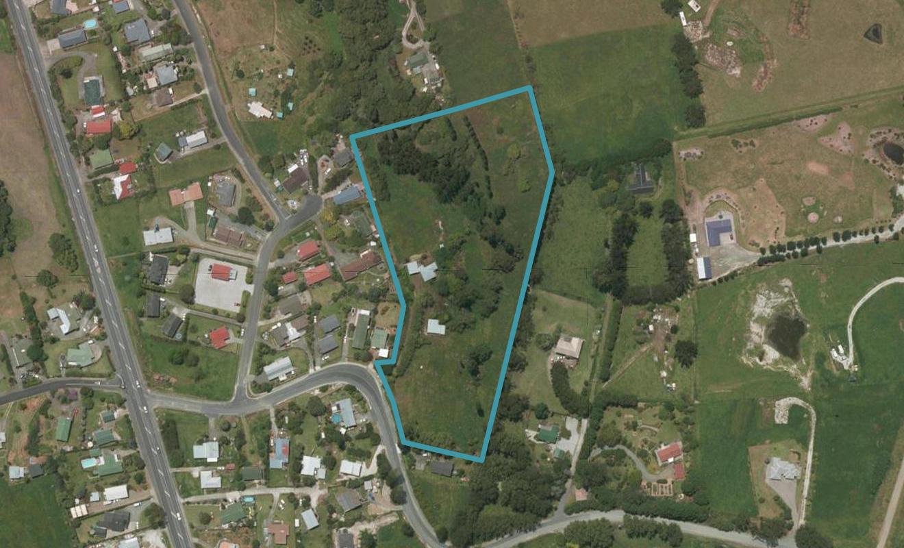 15 Settlement Road, Kaiwaka - Carousel 1