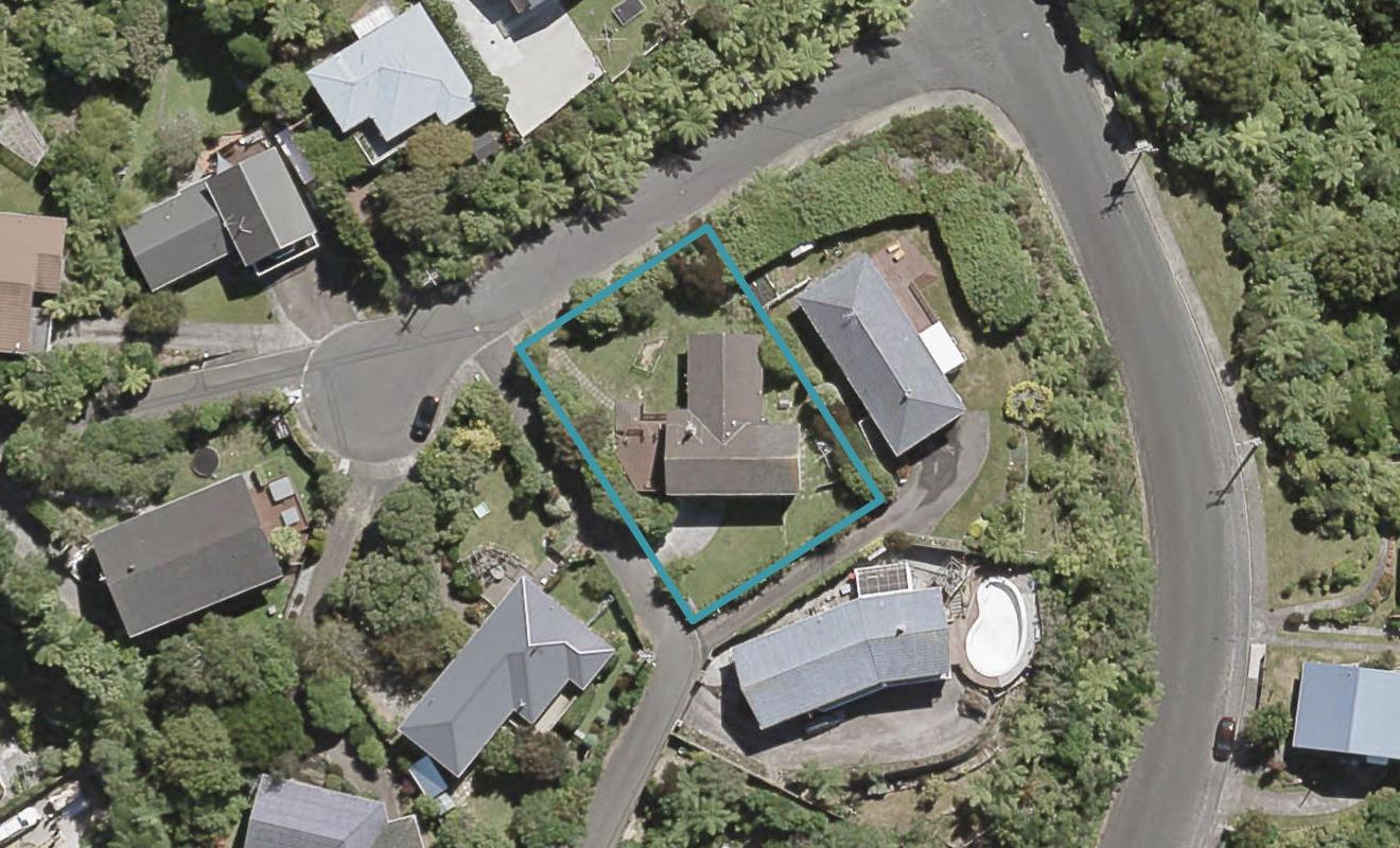3 Bedford Grove, Kelson, Lower Hutt - Carousel 1