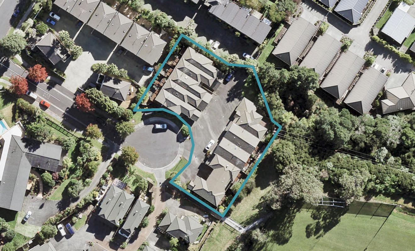 3/6 Sunnydale Place, Oteha, Auckland - Carousel 1
