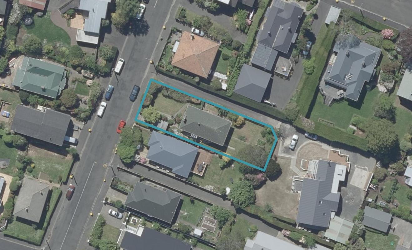 98 Preston Crescent, Belleknowes, Dunedin - Carousel 1