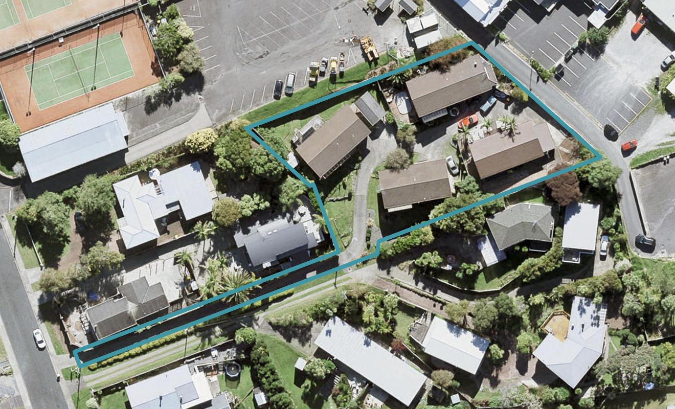 4/43 Watea Road, Torbay, Auckland - Carousel 1