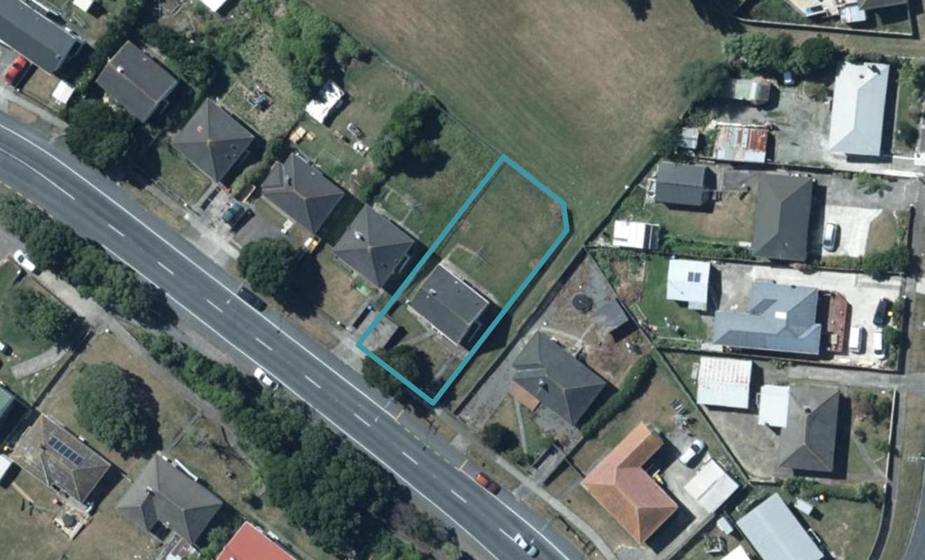 129 Champion Street, Cannons Creek, Porirua - Carousel 1