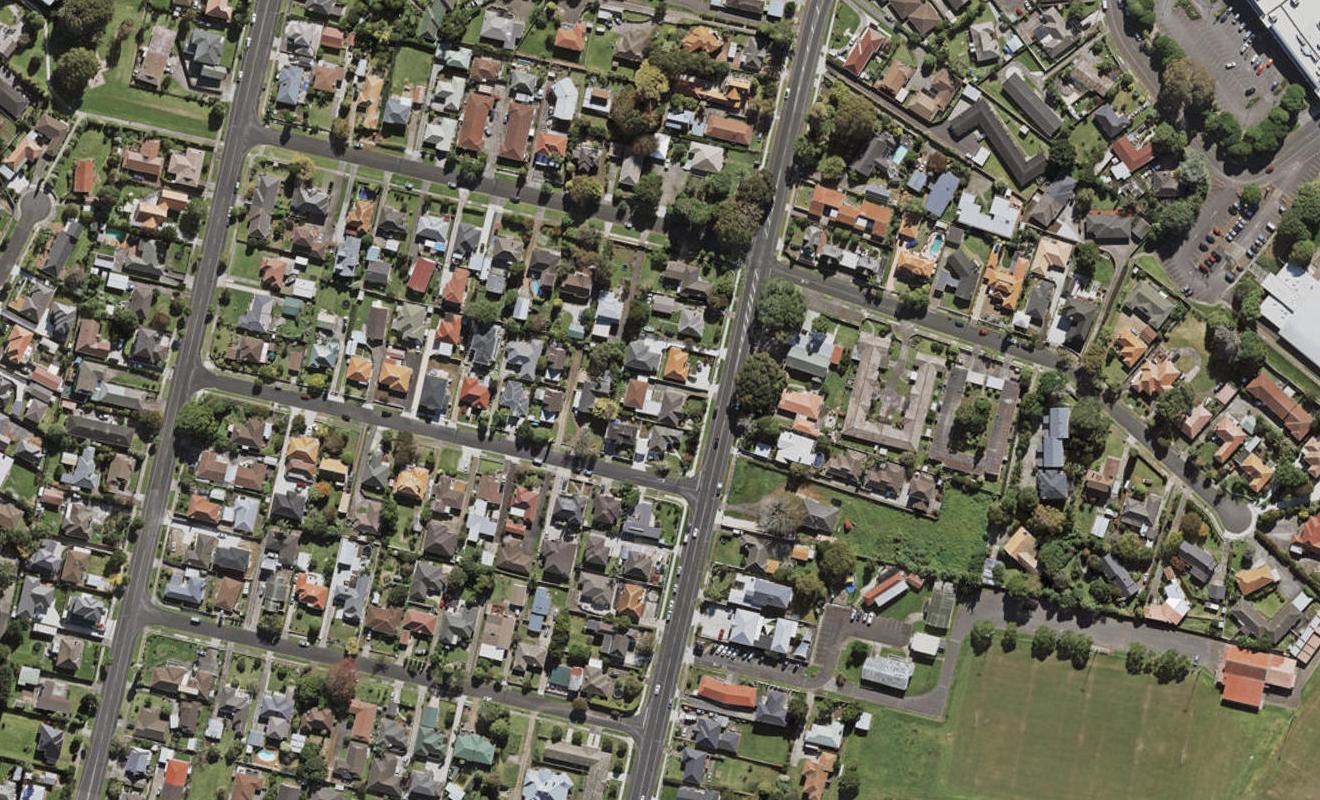 98B Kolmar Road, Papatoetoe, Auckland - Carousel 1
