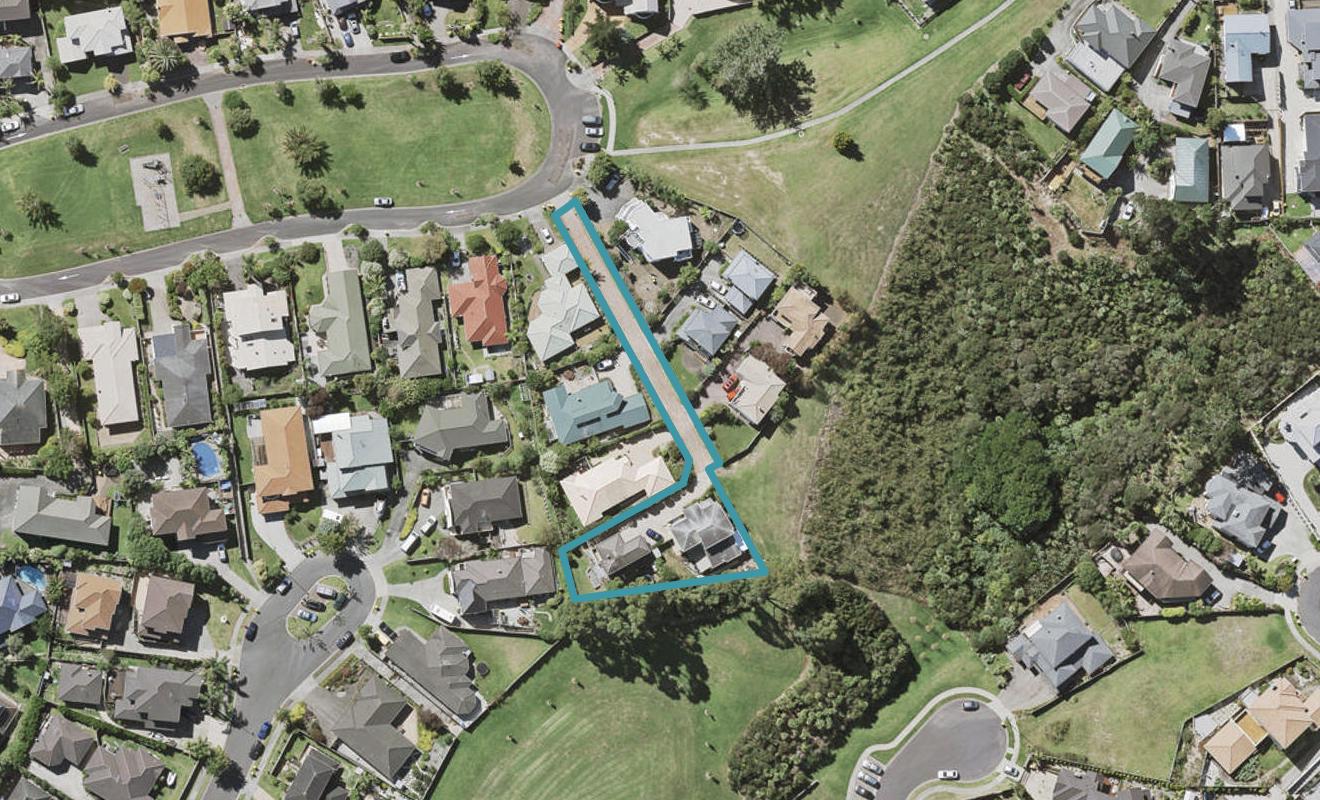 1/31 Taroka Close, Pinehill, Auckland - Carousel 1