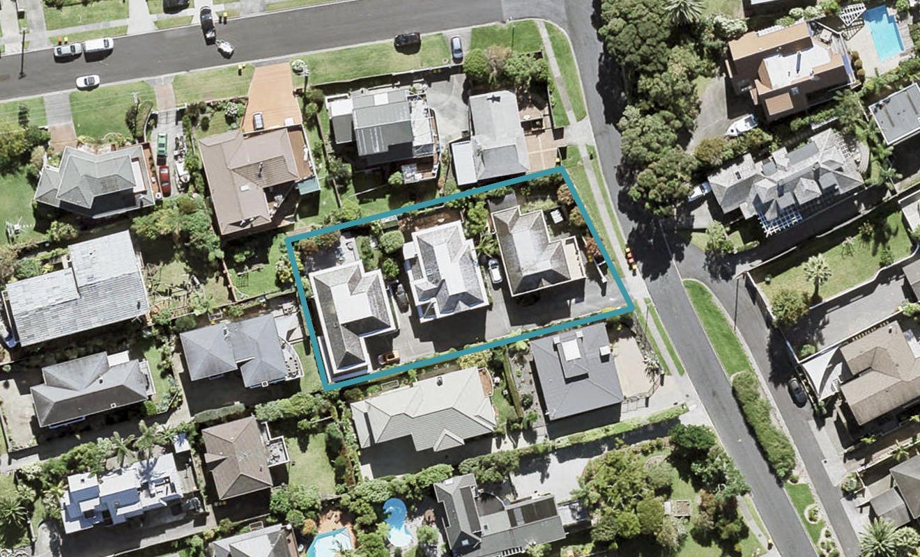 1/35 Sharon Road, Waiake, Auckland - Carousel 1