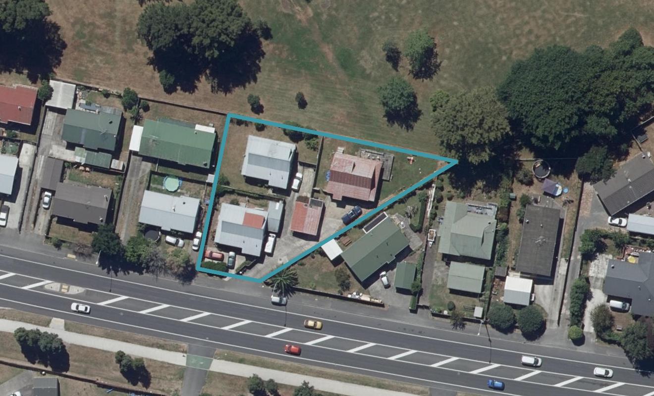 74B Kahikatea Drive, Melville, Hamilton - Carousel 1