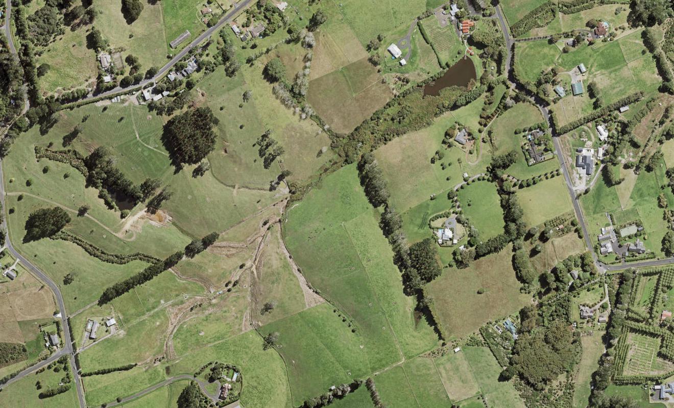 277 Tawa Road, Kumeu - Carousel 1