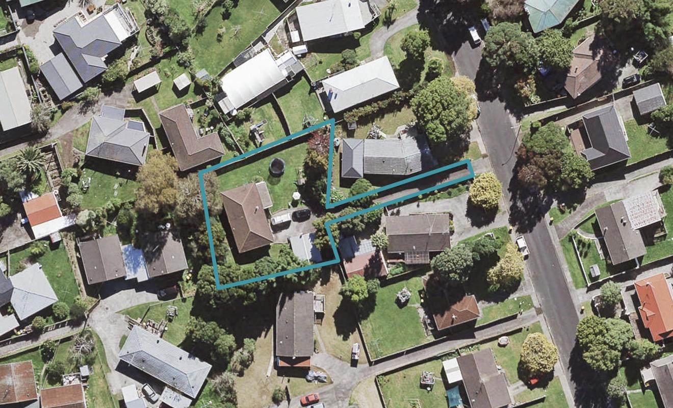25 Vandeleur Avenue, Birkdale, Auckland - Carousel 1
