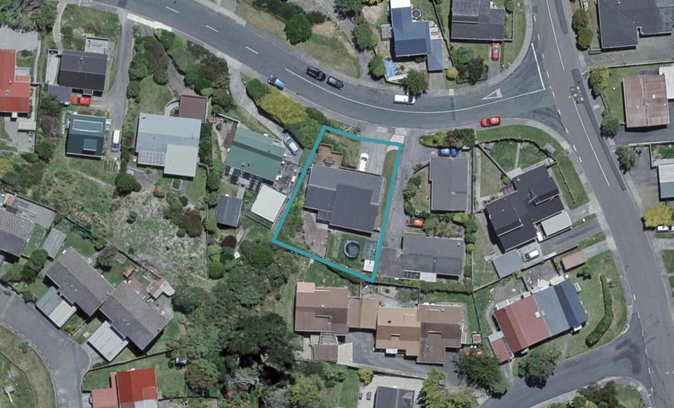 96 Cunliffe Street, Churton Park, Wellington - Carousel 1