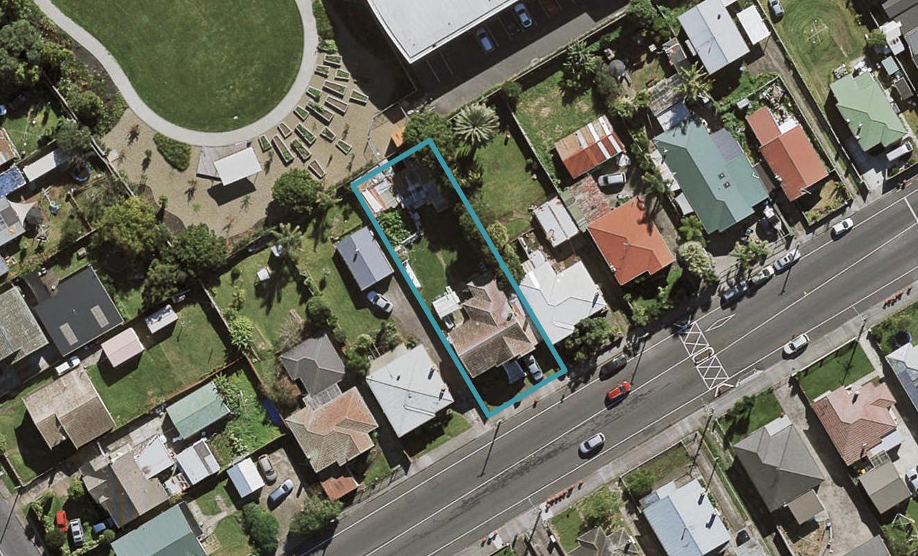 57 Hall Avenue, Otahuhu, Auckland - Carousel 1