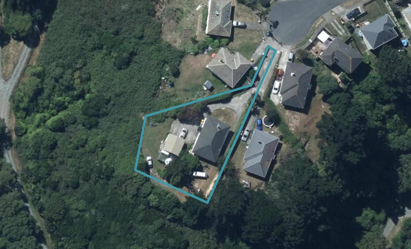 30 Dorset Grove, Cannons Creek, Porirua - Carousel 1