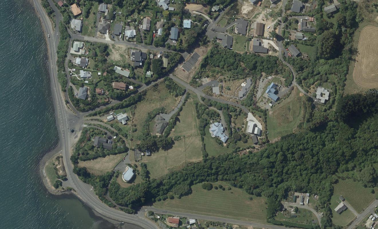 4 Luss Road, Company Bay, Dunedin - Carousel 1