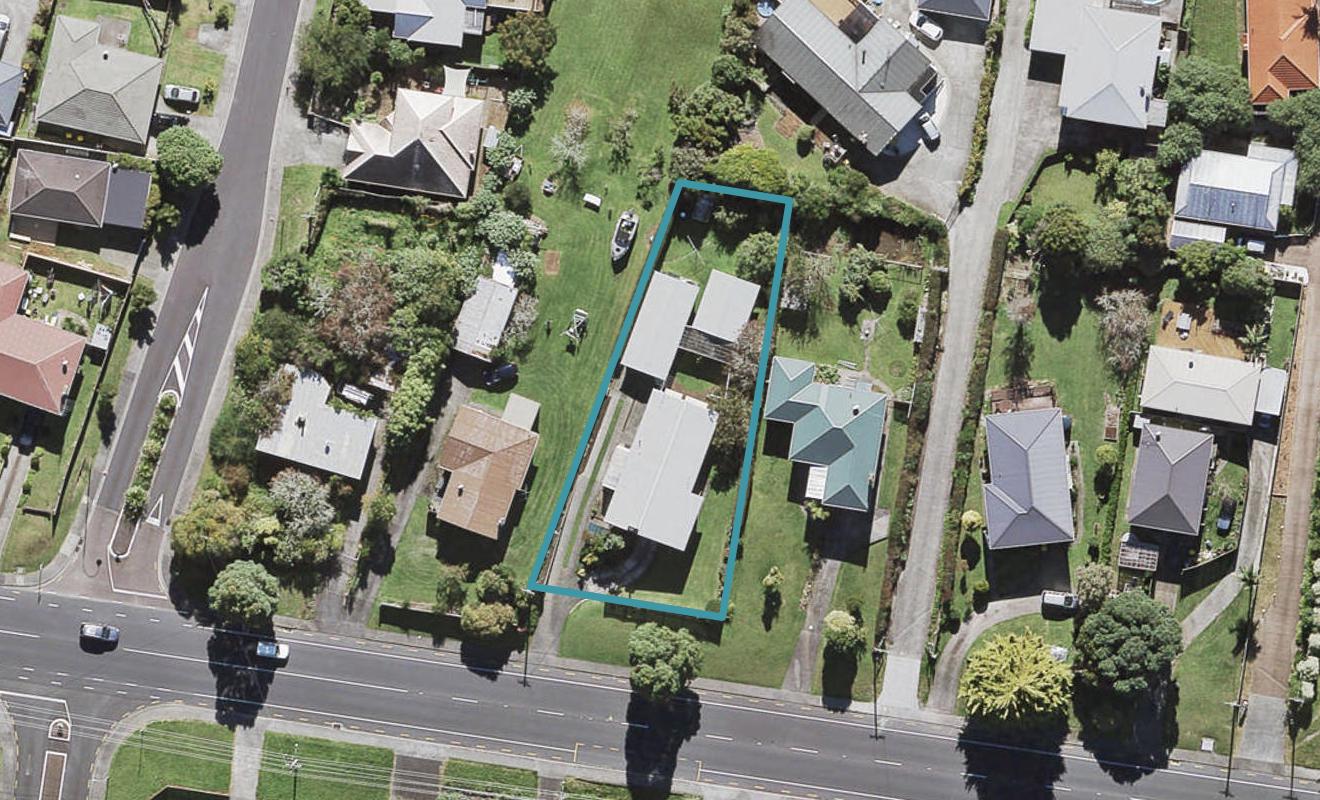 108 Triangle Road, Massey, Auckland - Carousel 1