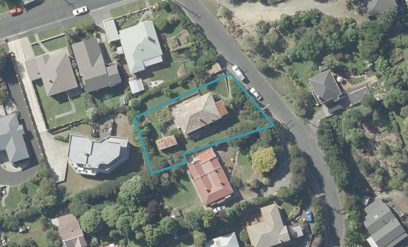 5 Ascog Road, Ravensbourne, Dunedin - Carousel 1