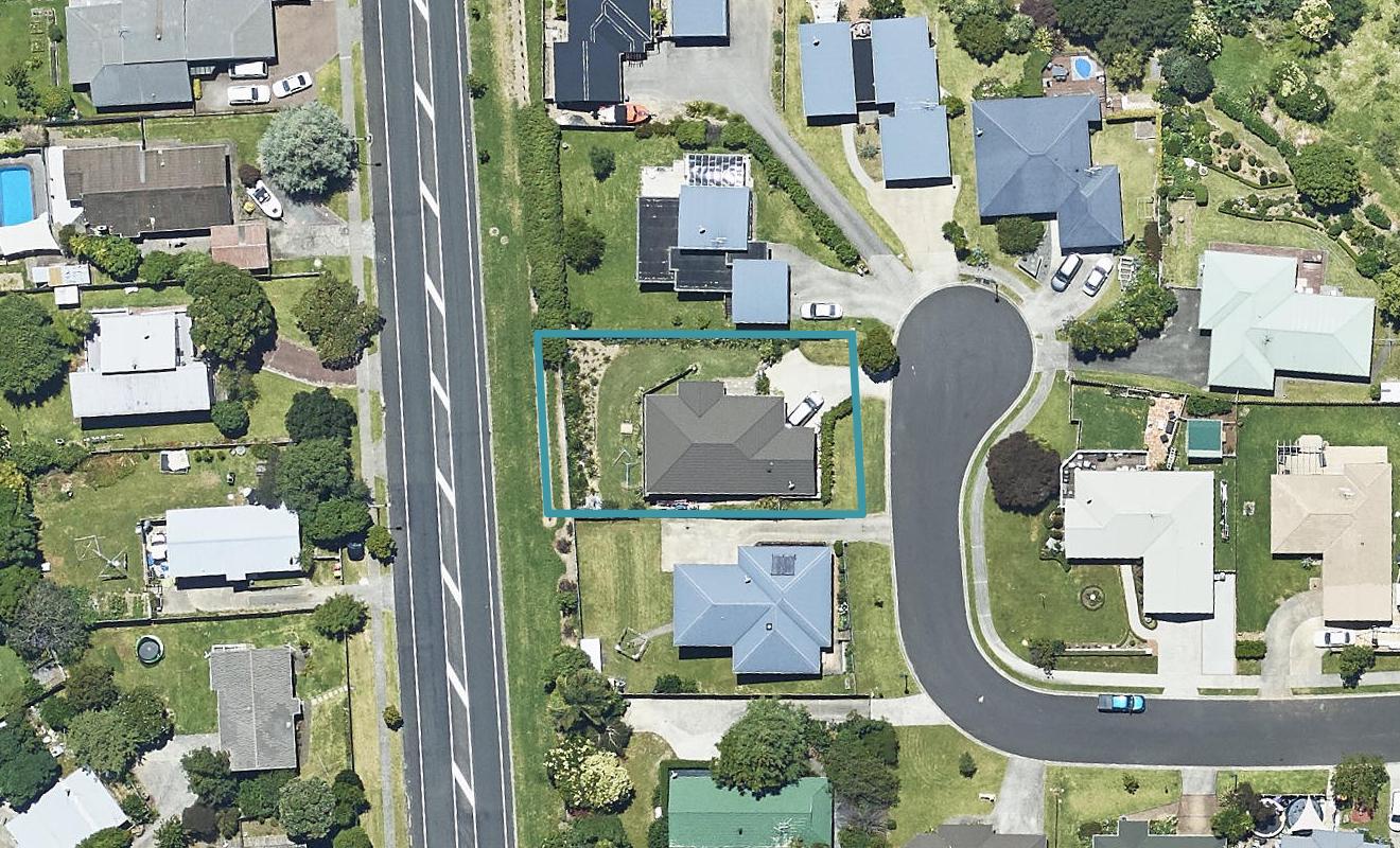25 Vanderbilt Place, Welcome Bay, Tauranga - Carousel 1