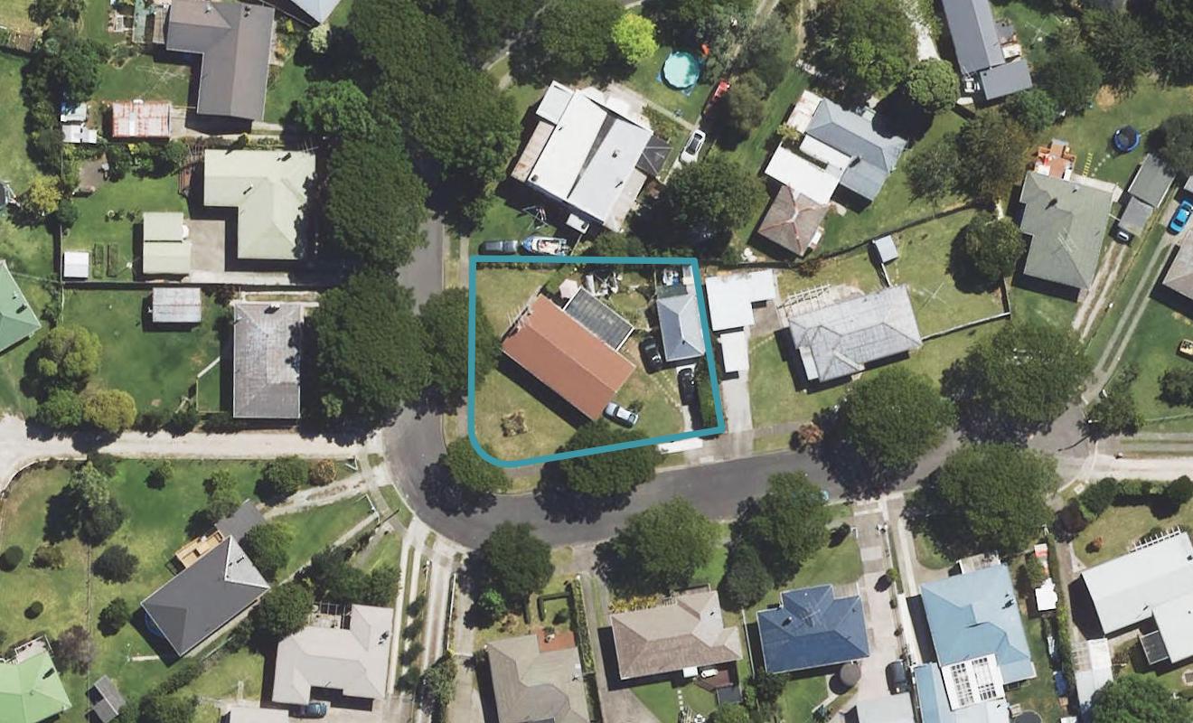 8 Ropata Street, Kaiti, Gisborne - Carousel 1