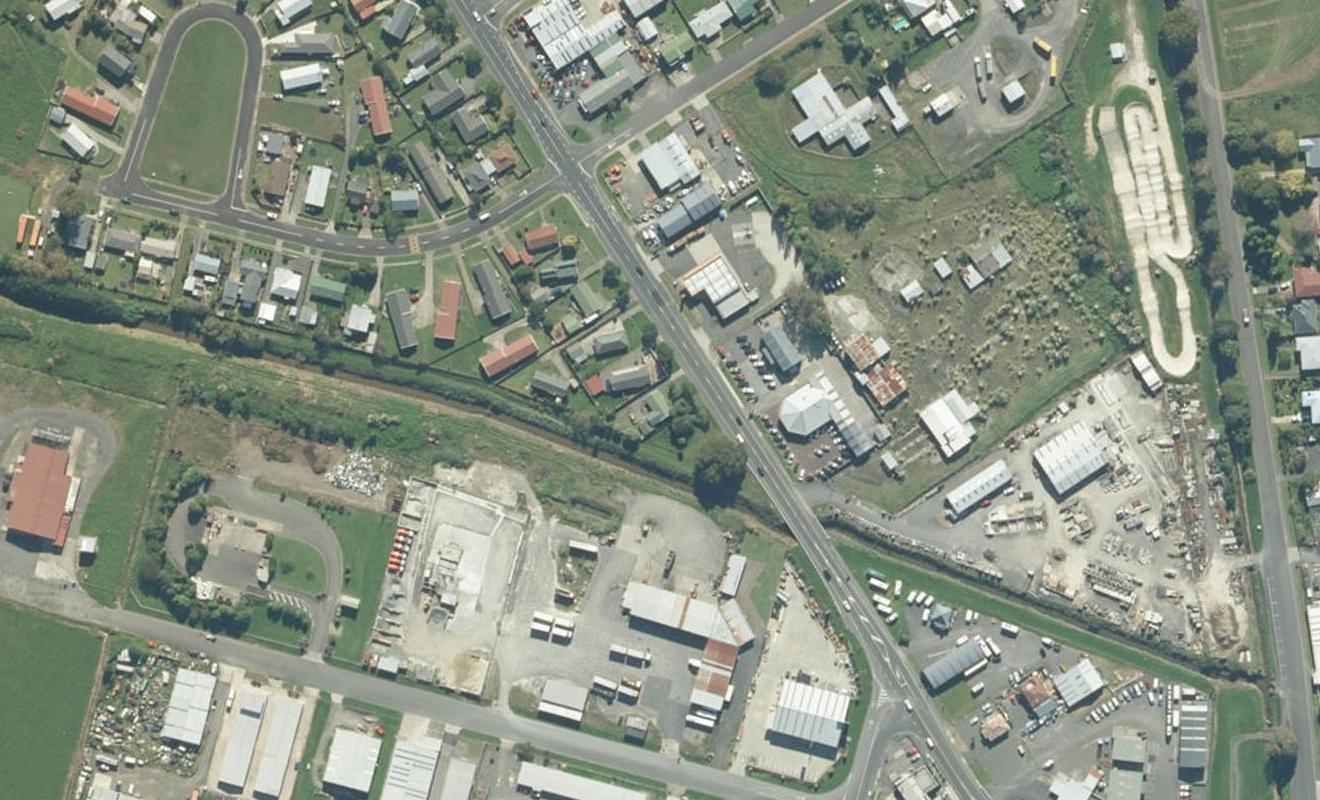 28 Puke Road, Paeroa, Paeroa - Carousel 1
