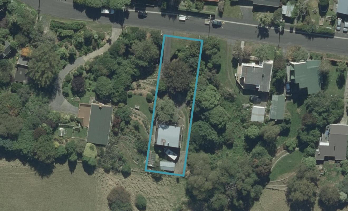 42 Greenacres Street, Macandrew Bay, Dunedin - Carousel 1