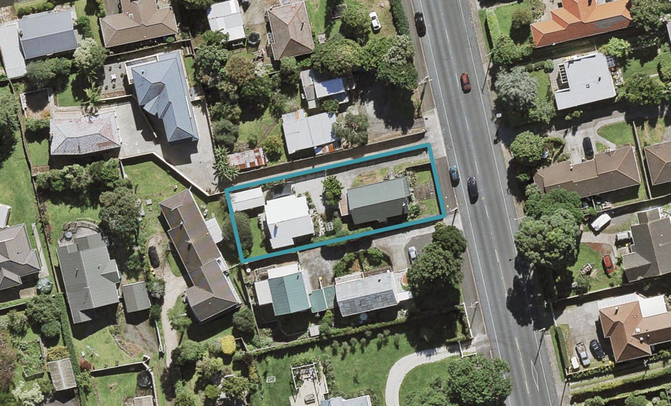 2/60 Coronation Road, Māngere Bridge, Auckland - Carousel 1