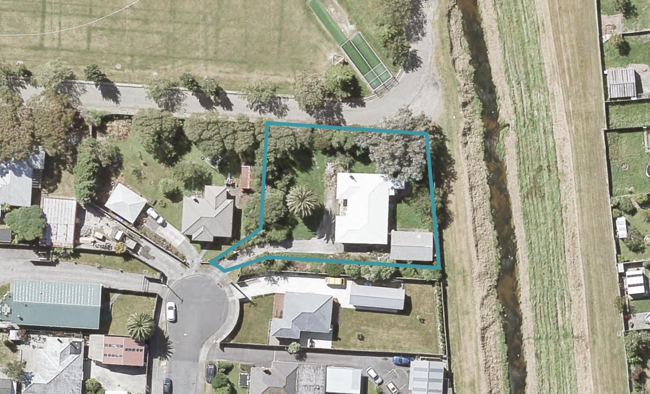 82 Hyde Street, Wainuiomata, Lower Hutt - Carousel 1