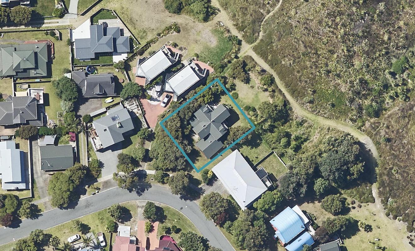 7 Tuhua Place, Bowentown, Waihi Beach - Carousel 1