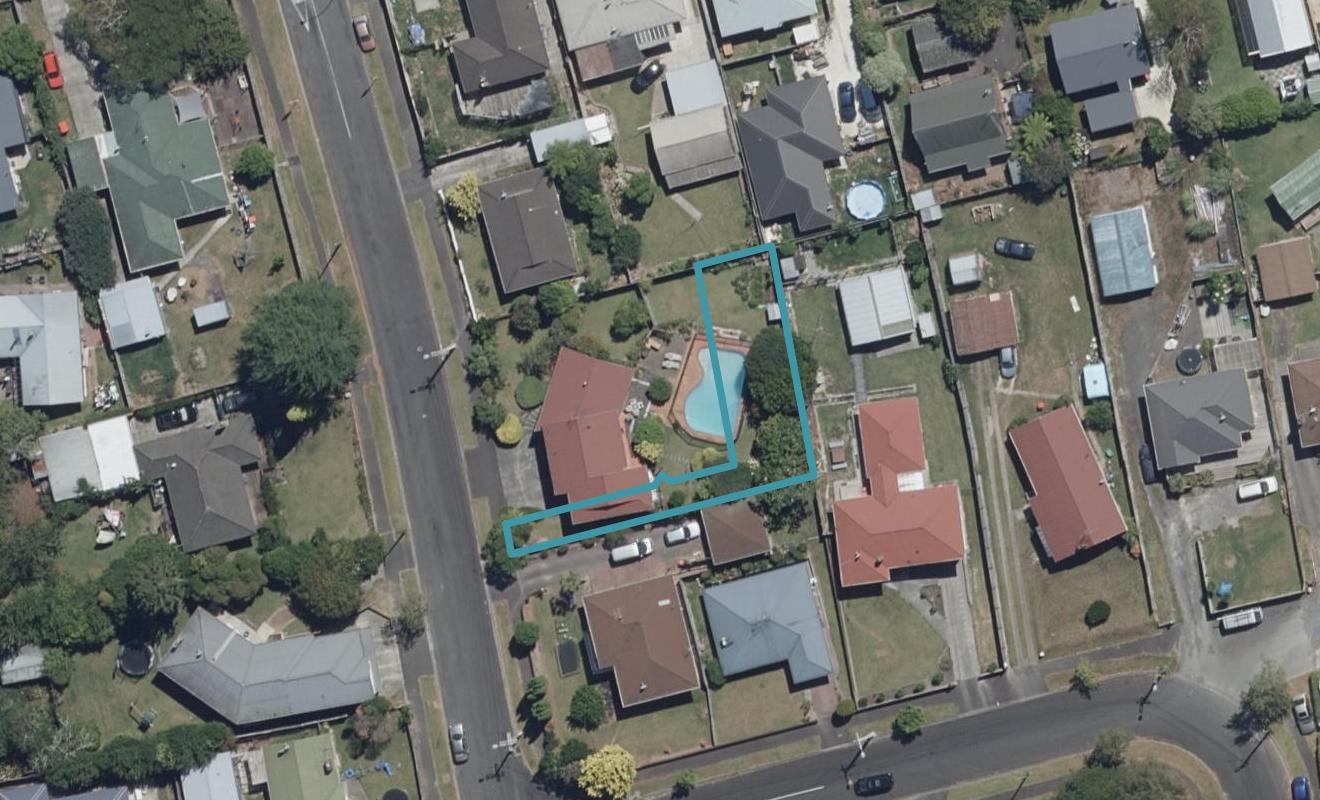 4/3 Anderson Road, Deanwell, Hamilton - Carousel 1