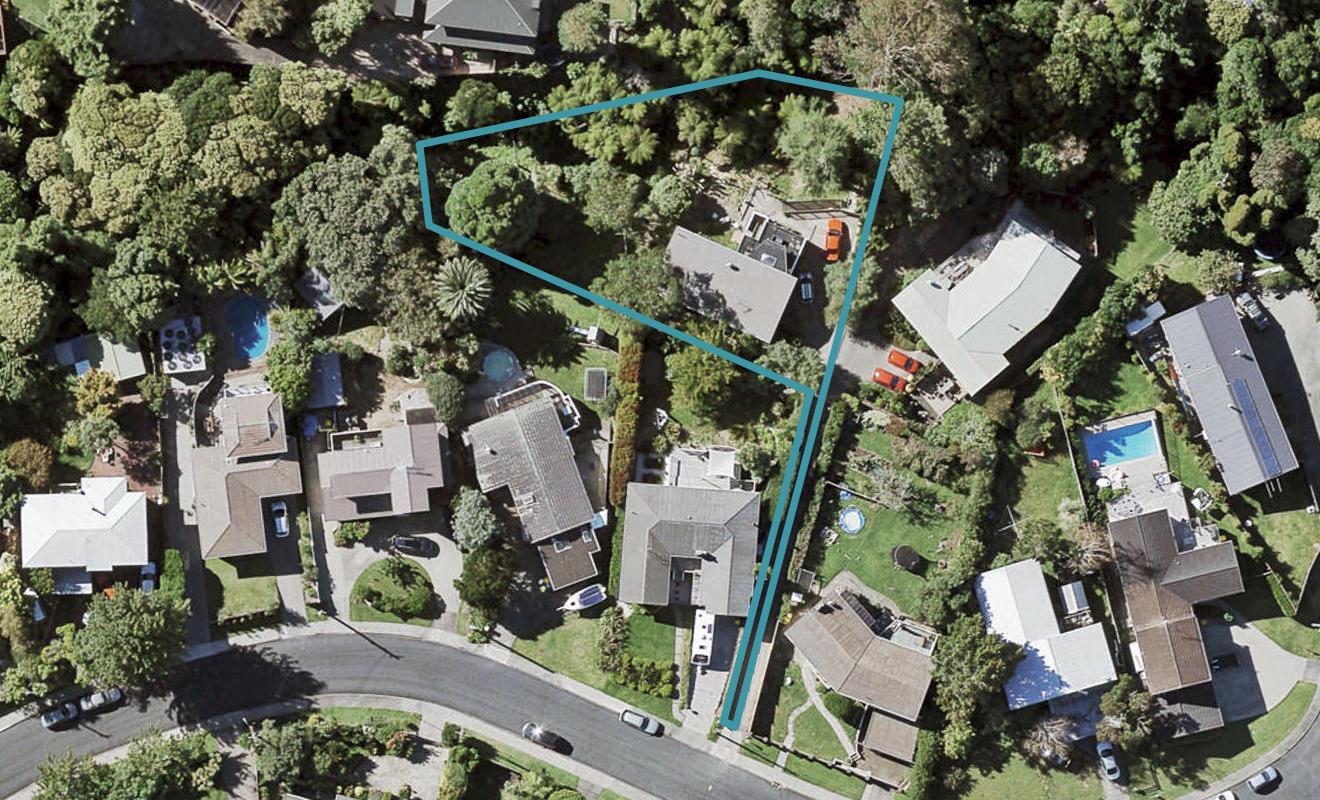 32 Trelawn Place, Cockle Bay, Auckland - Carousel 1