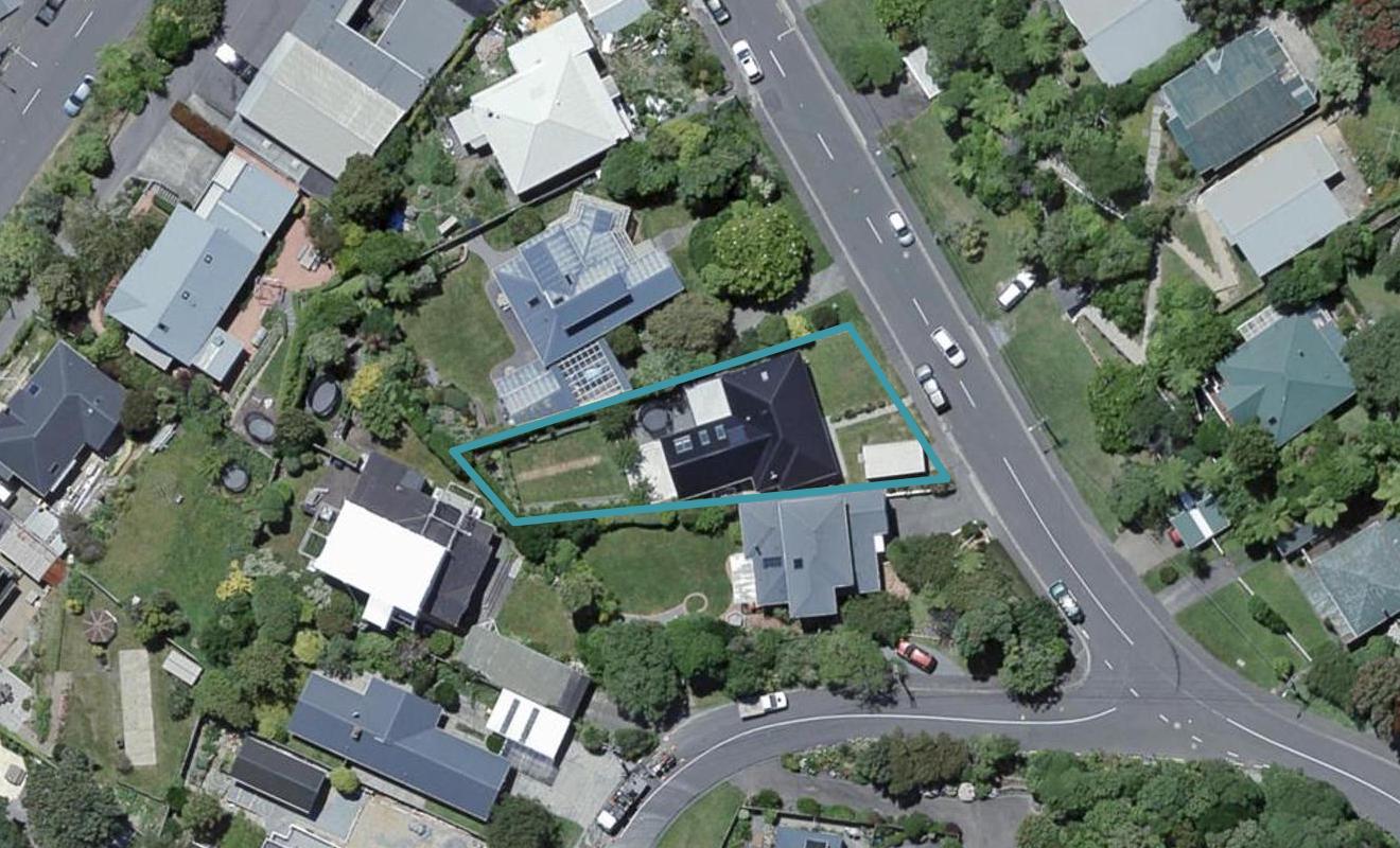 10 Crofton Road, Ngaio, Wellington - Carousel 1