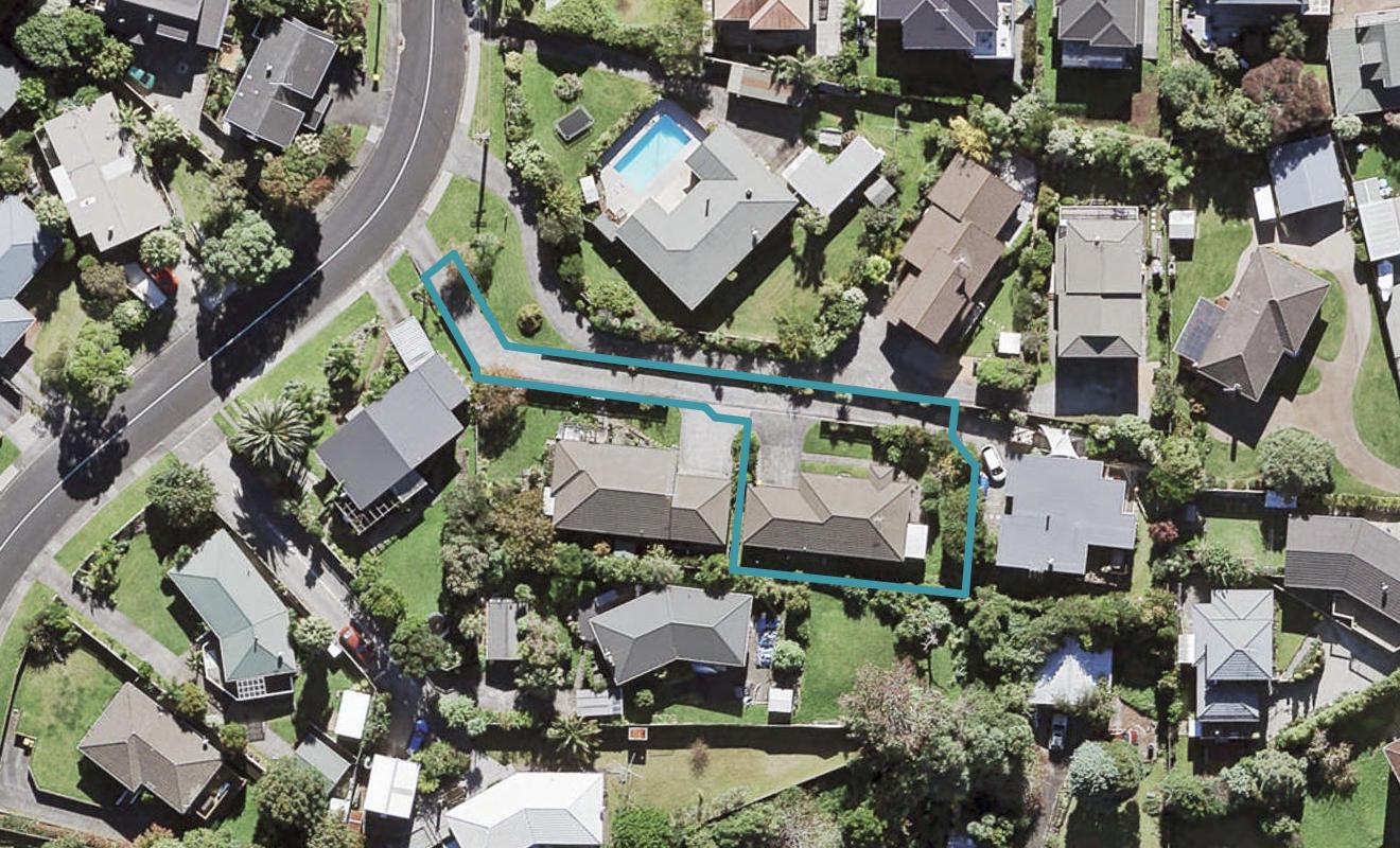 6A Lantana Road, Green Bay, Auckland - Carousel 1