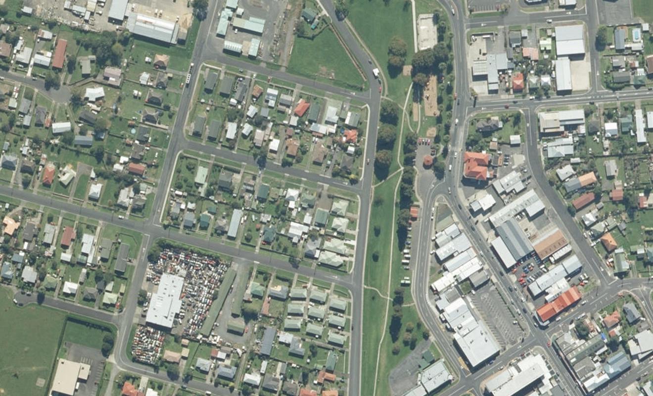 2 George Street, Paeroa, Paeroa - Carousel 1