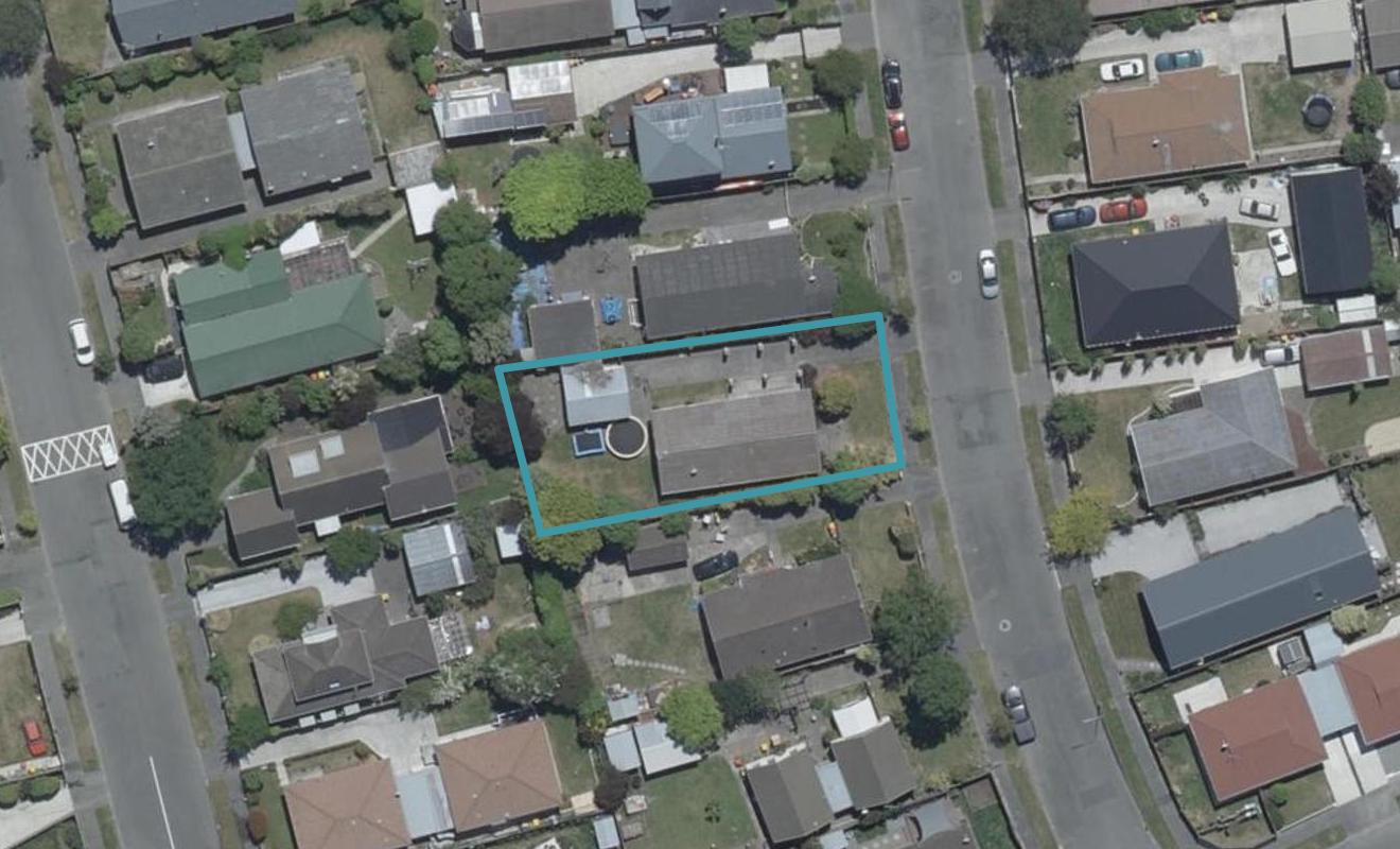 7 Four Elms Place, Parklands, Christchurch - Carousel 1