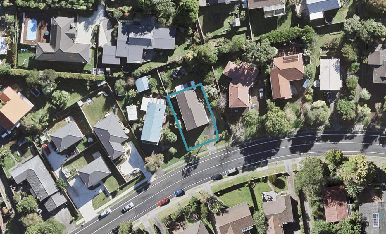 35 John Downs Drive, Browns Bay, Auckland - Carousel 1