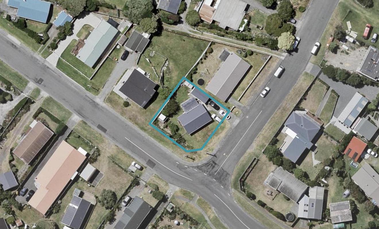 35 Babbacombe Avenue, Otaki Beach, Otaki - Carousel 1