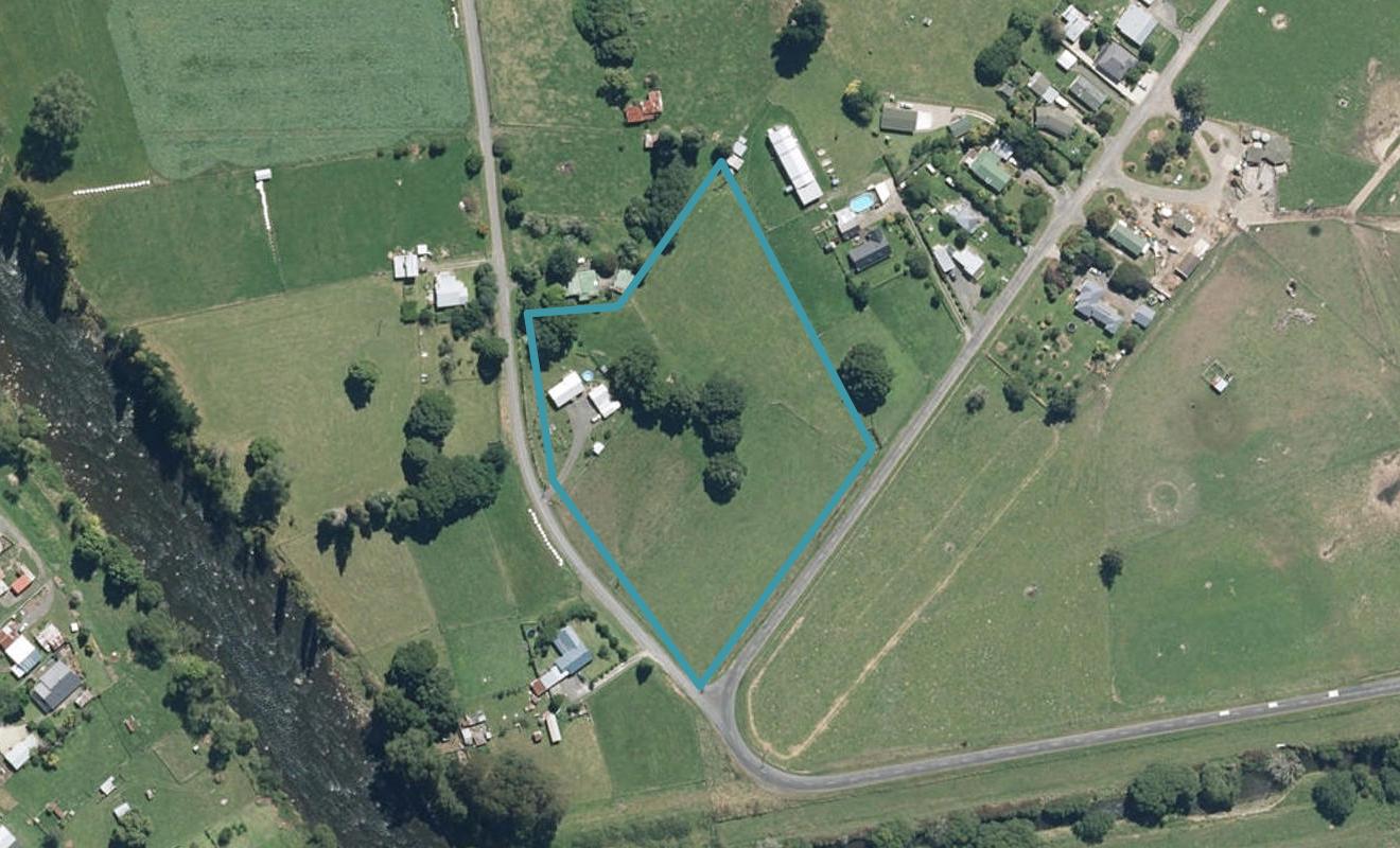 14 Bell Road, Manunui, Taumarunui - Carousel 1