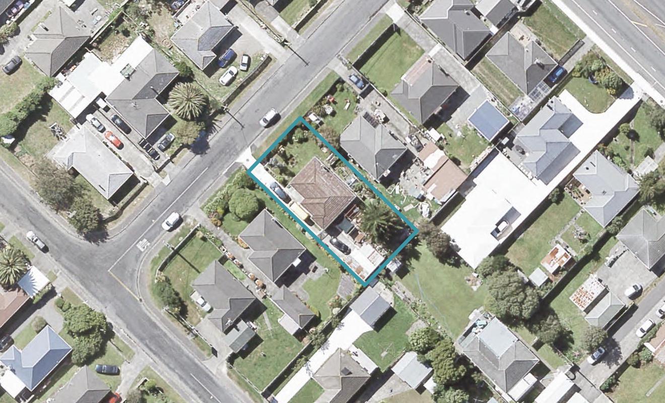 2/7 Ngaio Street, Wainuiomata, Lower Hutt - Carousel 1