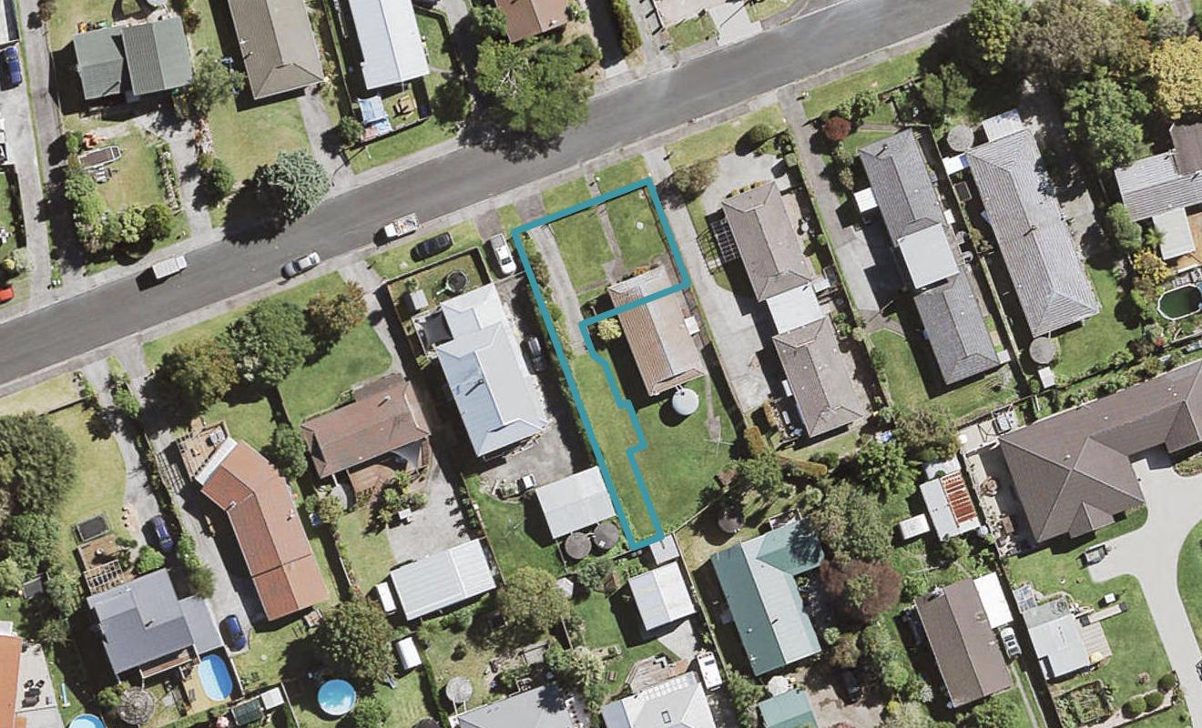 11A Pinotage Place, Huapai, Kumeu - Carousel 1