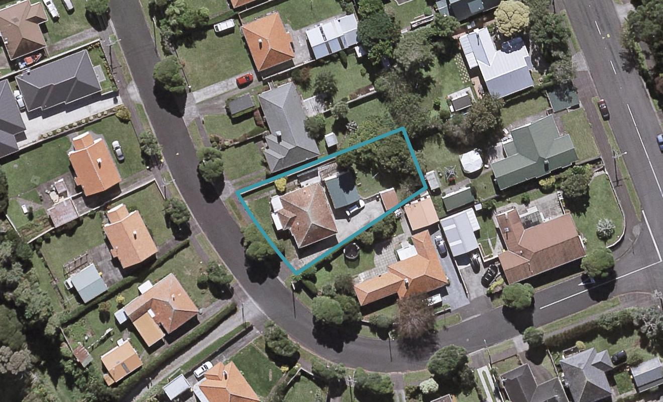 10 Plympton Street, Brooklands, New Plymouth - Carousel 1