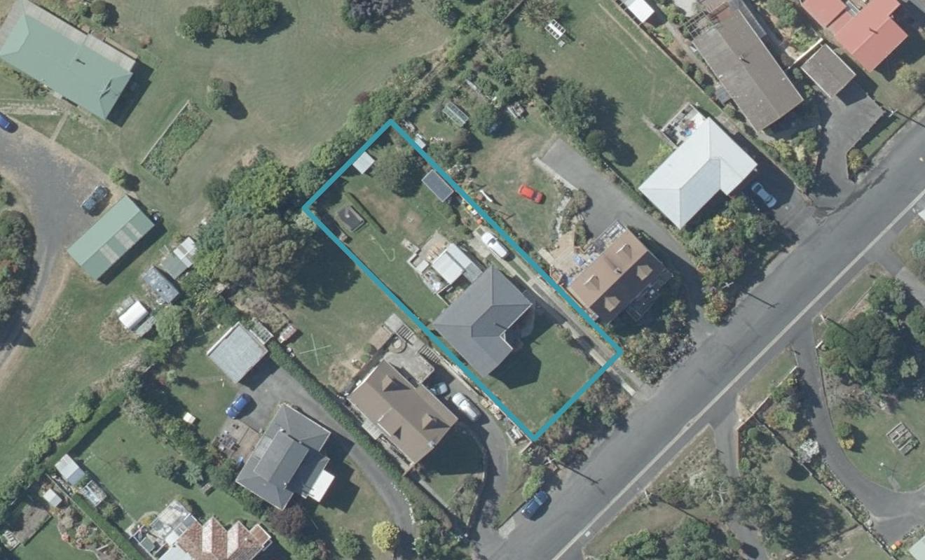 31 Bennett Road, Ocean View, Dunedin - Carousel 1