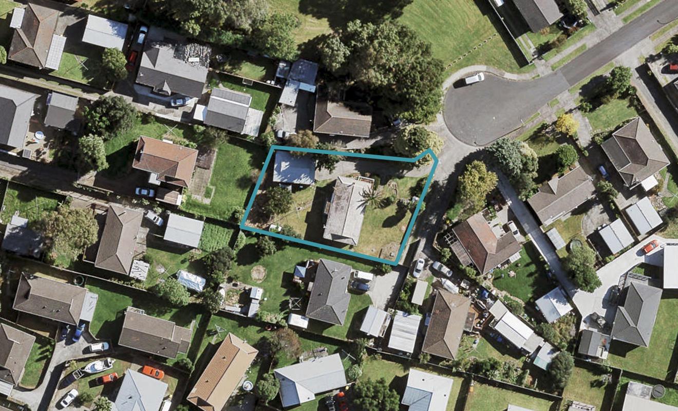 11 Joshua Place, Weymouth, Auckland - Carousel 1