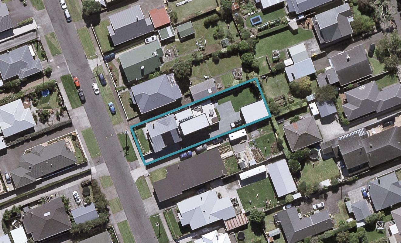 27 Sackville Street, Fitzroy, New Plymouth - Carousel 1