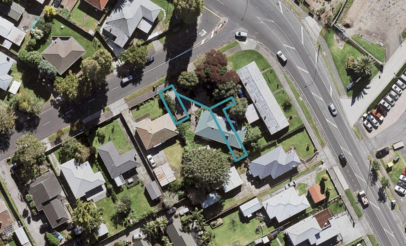 4/4 Mead Street, Avondale, Auckland - Carousel 1