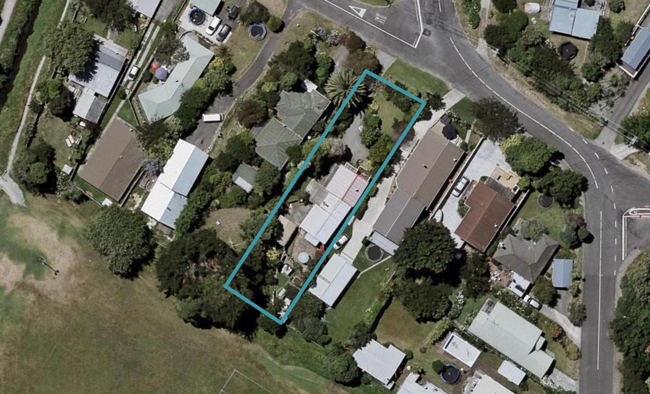 21 Tui Road, Raumati Beach, Paraparaumu - Carousel 1