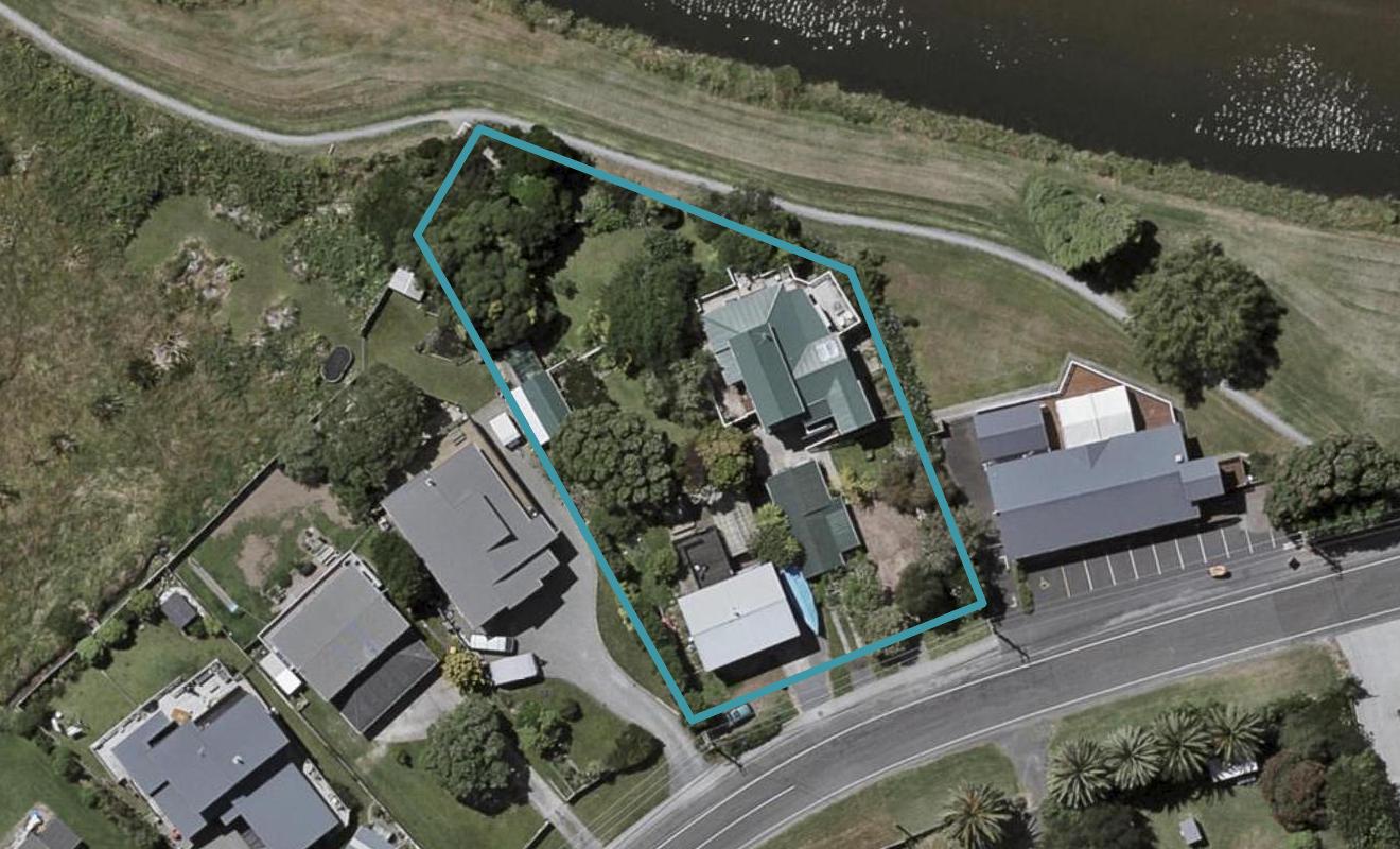 15 Makora Road, Otaihanga, Paraparaumu - Carousel 1