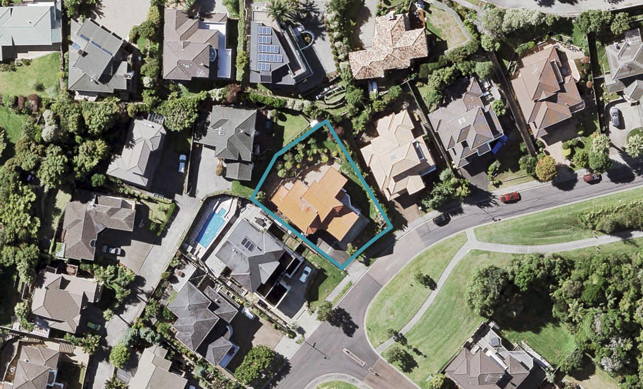 24 Mulgan Way, Browns Bay, Auckland - Carousel 1