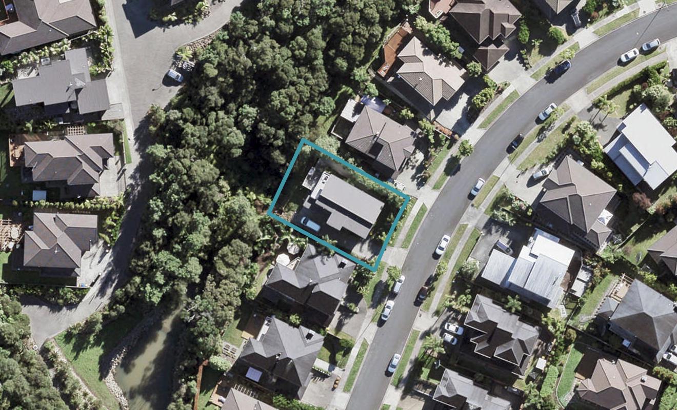 17 Springvale Drive, Fairview Heights, Auckland - Carousel 1