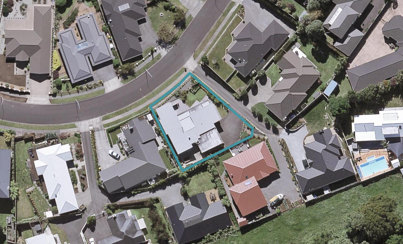 5 Anderson Way, Highlands Park, New Plymouth - Carousel 1